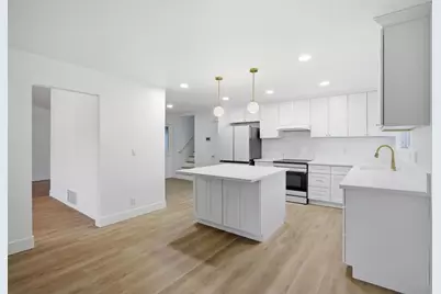 12 Seine Court, Sacramento, CA 95826 - Photo 15