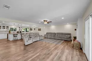 6112 E Slaton Ct, Stockton, CA 95215 - Photo 7