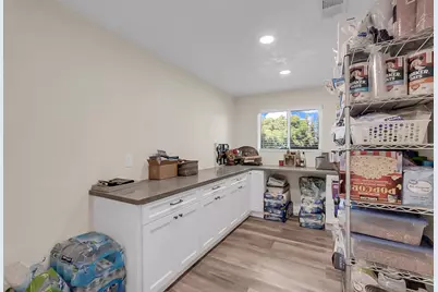 6112 E Slaton Ct, Stockton, CA 95215 - Photo 23