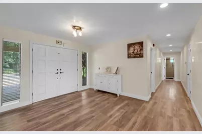 6112 E Slaton Ct, Stockton, CA 95215 - Photo 5