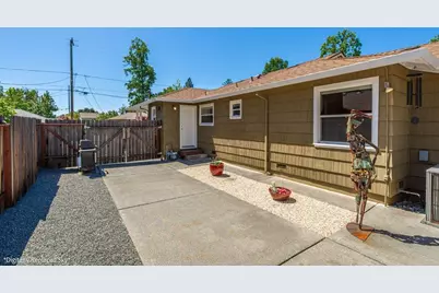 221 Sutter Street, Auburn, CA 95603 - Photo 45