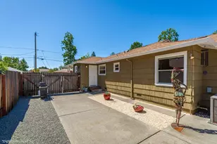 221 Sutter St, Auburn, CA 95603 - Photo 45