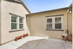 1933 Bunting Ln, Lincoln, CA 95648 - Photo 3