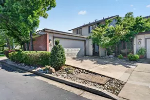 8728 Bluff Ln, Fair Oaks, CA 95628 - Photo 43