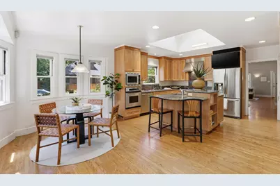 2700 Castro Way, Sacramento, CA 95818 - Photo 11