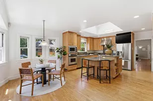 2700 Castro Way, Sacramento, CA 95818 - Photo 11