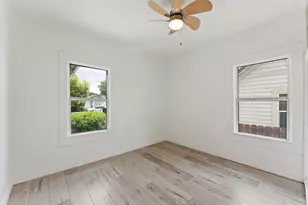 4220 33rd St, Sacramento, CA 95820 - Photo 13
