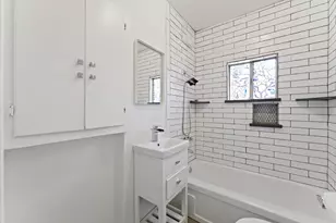 4220 33rd St, Sacramento, CA 95820 - Photo 15