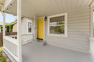 4220 33rd St, Sacramento, CA 95820 - Photo 3
