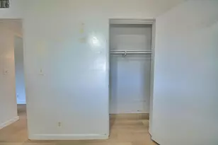 4002 E Dakota Ave, Fresno, CA 93726 - Photo 37