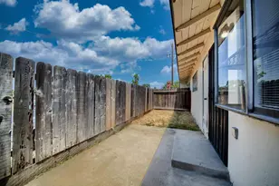 4002 E Dakota Ave, Fresno, CA 93726 - Photo 25