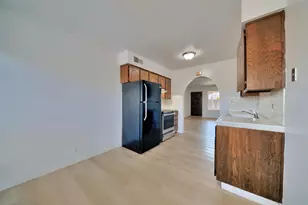 4002 E Dakota Ave, Fresno, CA 93726 - Photo 15