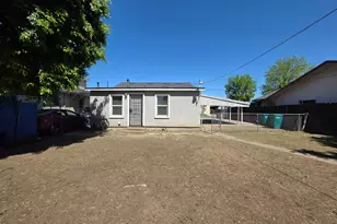 1810 E Flora St, Stockton, CA 95205 - Photo 21