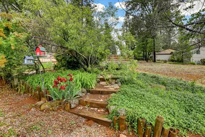 16005 Langley Place, Grass Valley, CA 95949 - Photo 25