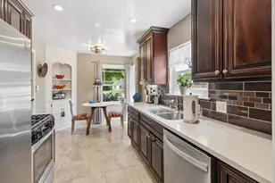 5032 T St, Sacramento, CA 95819 - Photo 15