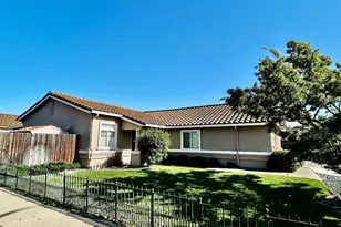 8031 Clanfield Way, Sacramento, CA 95829 - Photo 3