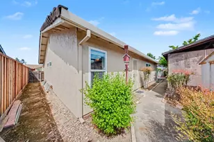 1252 Sterling Pl, Manteca, CA 95336 - Photo 35