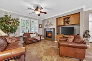 130 Soaring Hawk Ln, Sacramento, CA 95833 - Photo 15