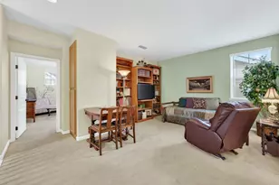 130 Soaring Hawk Ln, Sacramento, CA 95833 - Photo 35