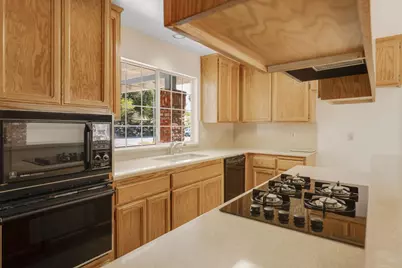 5206 Sirbuck Way, Carmichael, CA 95608 - Photo 21