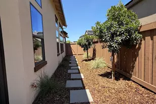 7070 Soleil Wy, Granite Bay, CA 95746 - Photo 33
