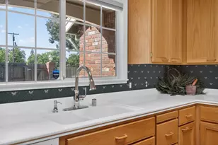 1921 Belcot Rd, Sacramento, CA 95825 - Photo 13