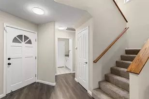 244 Laurelwood Cir, Manteca, CA 95336 - Photo 23