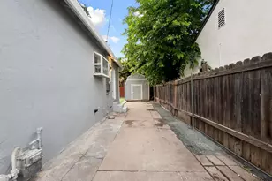 1933 1st Ave, Sacramento, CA 95818 - Photo 29