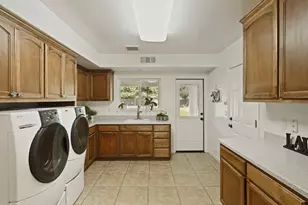 17700 N Kennison Ln, Lodi, CA 95240 - Photo 23