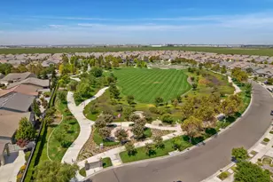 2314 Shadow Berry Dr, Manteca, CA 95336 - Photo 55