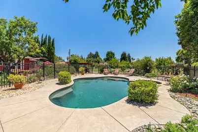 27701 S Fairoaks Road, Tracy, CA 95304 - Photo 41