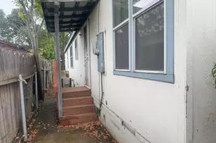 328 N 3rd Ave, Oakdale, CA 95361 - Photo 3