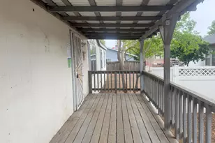 328 N 3rd Ave, Oakdale, CA 95361 - Photo 5