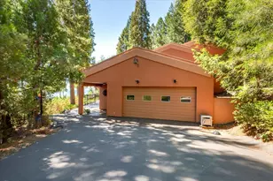 14757 Sanctum Pl, Nevada City, CA 95959 - Photo 11