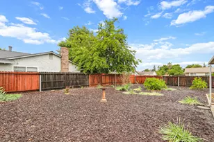 3916 Bairnsdale Way, Sacramento, CA 95826 - Photo 33