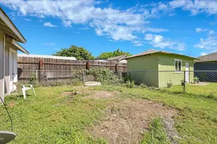 1613 9th Ave, Olivehurst, CA 95961 - Photo 15