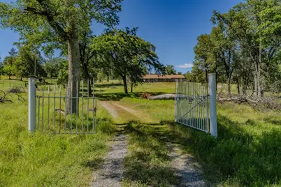 5039 Old Emigranttrail East, Mountain Ranch, CA 95246 - Photo 7