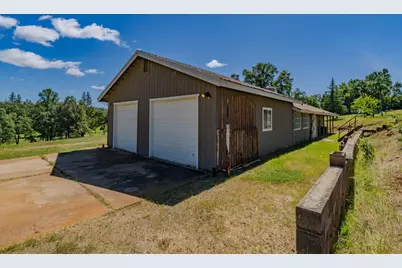 5039 Old Emigranttrail East, Mountain Ranch, CA 95246 - Photo 57