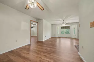 5039 Old Emigrant Trail E, Mountain Ranch, CA 95246 - Photo 17