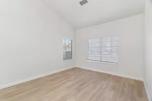4721 Mapleplain Ave, Elk Grove, CA 95758 - Photo 9