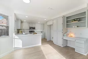4721 Mapleplain Ave, Elk Grove, CA 95758 - Photo 15