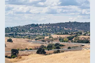 1601 Pheasant Lane, El Dorado Hills, CA 95762 - Photo 5