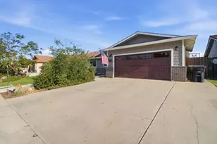 6613 Narcisco Way, Hughson, CA 95326 - Photo 3