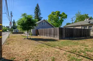 516 East St, Winters, CA 95694 - Photo 3