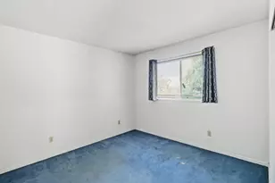 6871 Carnation Ave, Sacramento, CA 95822 - Photo 37