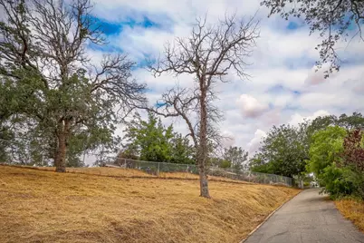 5005 Treosti Place, Valley Springs, CA 95252 - Photo 9