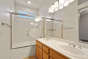 2572 Douglas Fir Dr, Lodi, CA 95242 - Photo 17