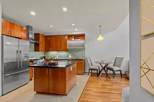 2025 S St, Sacramento, CA 95811 - Photo 3