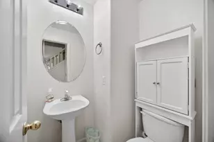 27 Blue Fern Ct, Sacramento, CA 95833 - Photo 13