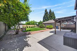 27 Blue Fern Ct, Sacramento, CA 95833 - Photo 47